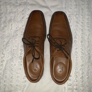 Brand New Clark’s Dress Shoes, Camel Colored, Perfect Condition, Size 10.5